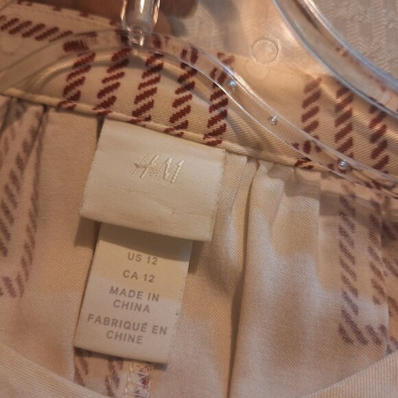 H&M COTTON TOP. - Picture 5 of 5